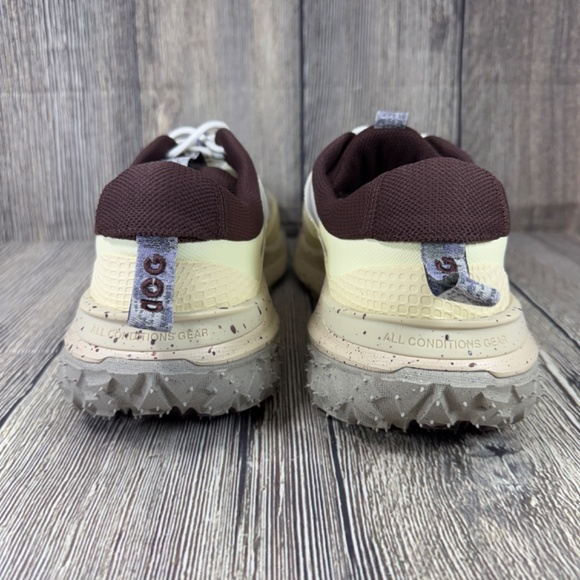 Nike ACG Mountain Fly 2 Low Sail/Earth/Sanddrift/Vapor Green Sz 12.5 HF5700-121 - Picture 3 of 8